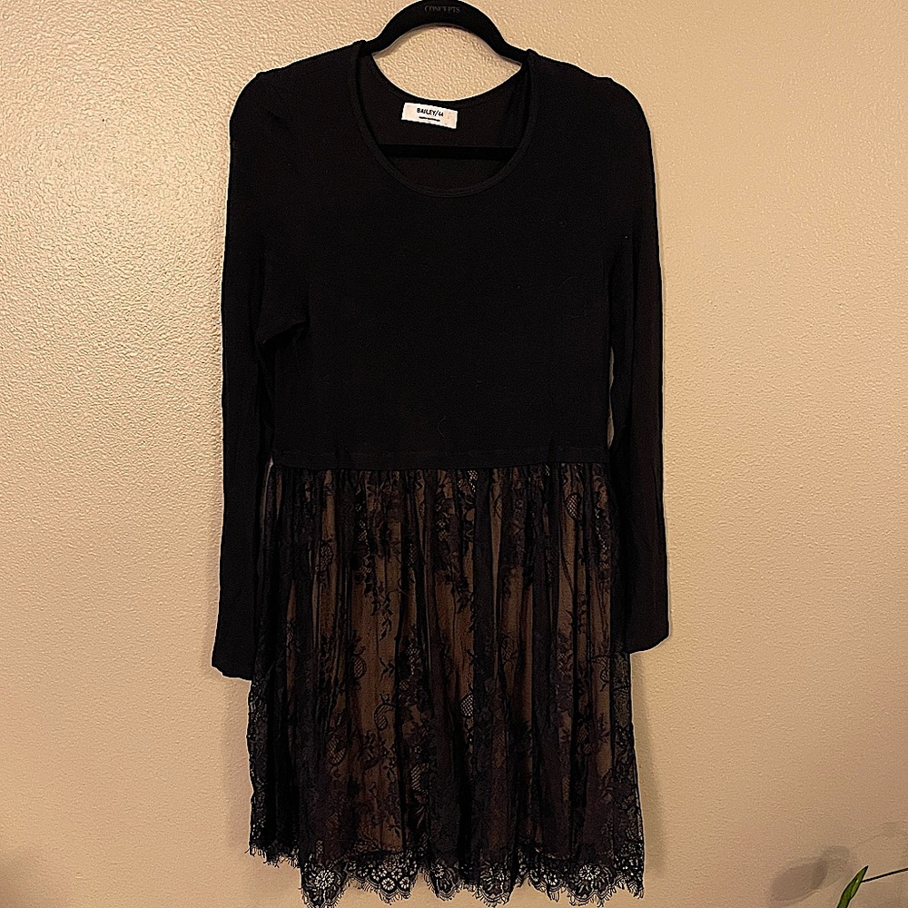Anthropologie black swing dress size medium